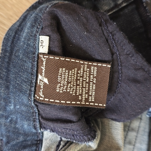 7 for All Mankind Kimmie Straight Leg Jeans - Picture 3 of 7